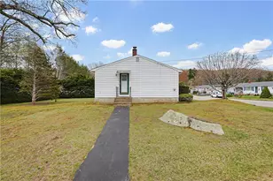 290 Stony Acre Dr, Cranston, RI 02920 - Photo 5