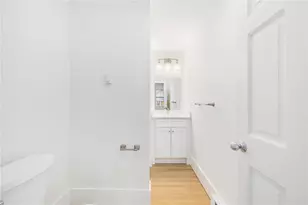 54 Sutton St, Providence, RI 02903 - Photo 9