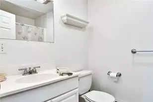 110 Houston Ave, Narragansett, RI 02882 - Photo 37