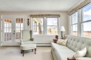 110 Houston Ave, Narragansett, RI 02882 - Photo 13
