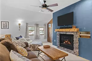 8 Johnson Ct, Newport, RI 02840 - Photo 23