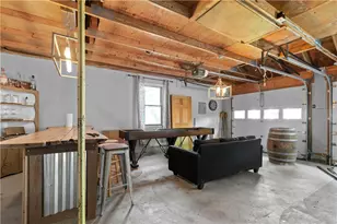 8 Johnson Ct, Newport, RI 02840 - Photo 45