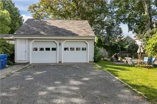 8 Johnson Ct, Newport, RI 02840 - Photo 43