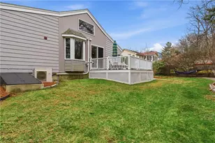 17 Morpheus Dr, Cumberland, RI 02864 - Photo 41