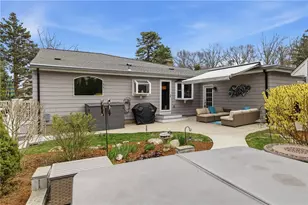 17 Morpheus Dr, Cumberland, RI 02864 - Photo 19