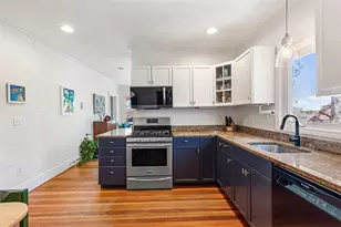 35 Exeter St, Providence, RI 02906 - Photo 11