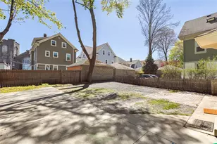 35 Exeter St, Providence, RI 02906 - Photo 31