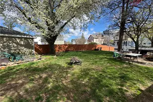 261 Admiral St, Providence, RI 02908 - Photo 3
