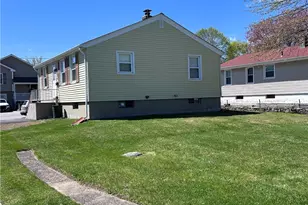 9 Custer Ave, Johnston, RI 02919 - Photo 3