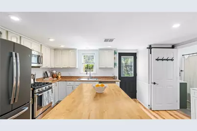 410 Field Hill Road, Scituate, RI 02815 - Photo 15