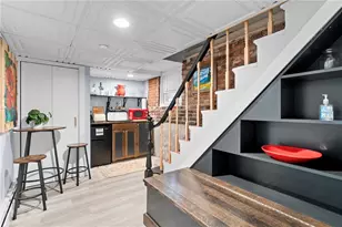 64 Governor St, Providence, RI 02906 - Photo 17