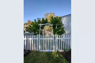 26 Potomac Road, Warwick, RI 02888 - Photo 3