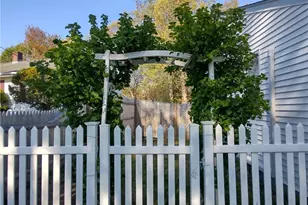 26 Potomac Rd, Warwick, RI 02888 - Photo 3