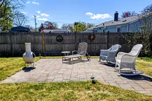 26 Potomac Rd, Warwick, RI 02888 - Photo 29