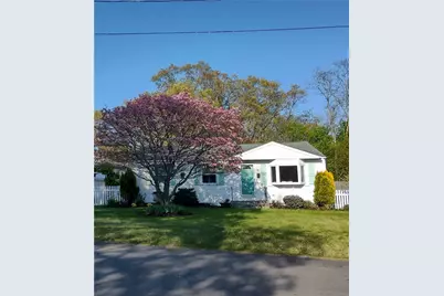 26 Potomac Road, Warwick, RI 02888 - Photo 1