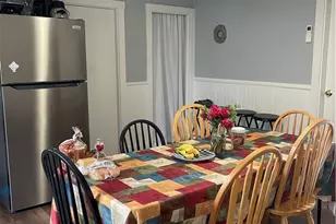 12 Third School St, Bristol, RI 02809 - Photo 5