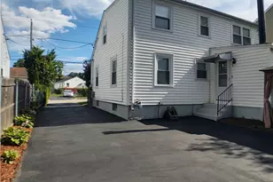 21 Urban Ave, Pawtucket, RI 02860 - Photo 29