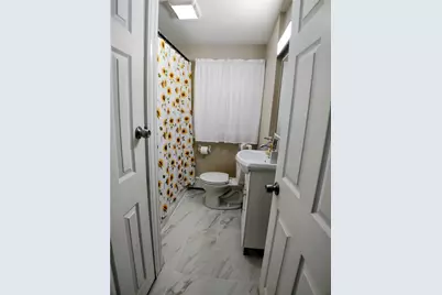 21 Urban Avenue, Pawtucket, RI 02860 - Photo 13
