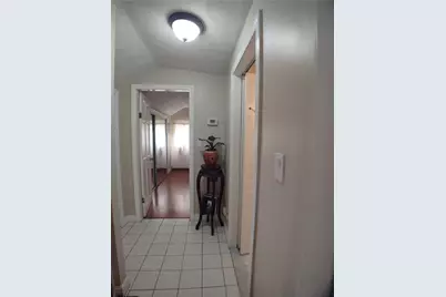 21 Urban Avenue, Pawtucket, RI 02860 - Photo 17