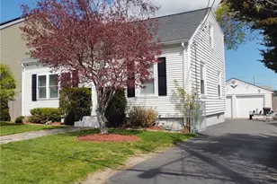 21 Urban Ave, Pawtucket, RI 02860 - Photo 1