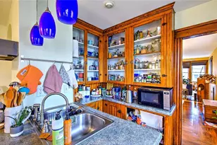 25 Blodgett Ave, Pawtucket, RI 02860 - Photo 11
