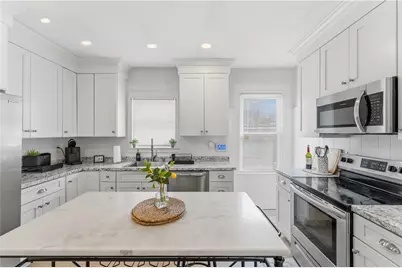 9 Youlden Avenue, Cranston, RI 02910 - Photo 5
