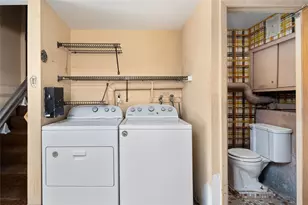 65 Randall St, Cranston, RI 02920 - Photo 39