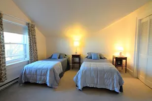 35 Chastellux Ave, Newport, RI 02840 - Photo 11