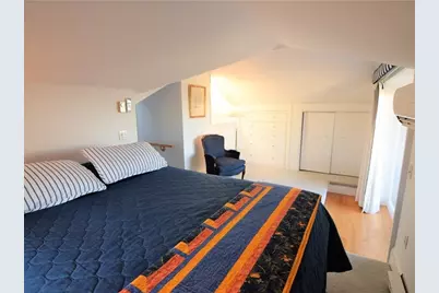 35 Chastellux Avenue #J, Newport, RI 02840 - Photo 17