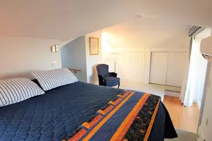 35 Chastellux Ave, Newport, RI 02840 - Photo 17