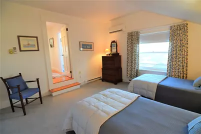 35 Chastellux Avenue #J, Newport, RI 02840 - Photo 15
