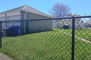 53 Calder St, Pawtucket, RI 02861 - Photo 17