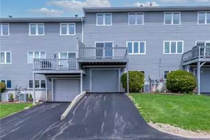 40 Waterview Dr, Smithfield, RI 02917 - Photo 5