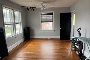 17 Forest Ave, Cranston, RI 02910 - Photo 15