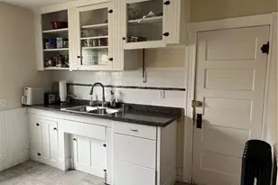 17 Forest Ave, Cranston, RI 02910 - Photo 11
