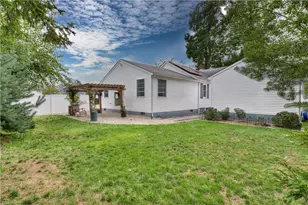 333 Greenwood Ave, Warwick, RI 02886 - Photo 29