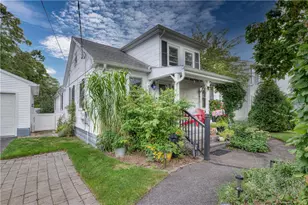 333 Greenwood Ave, Warwick, RI 02886 - Photo 33
