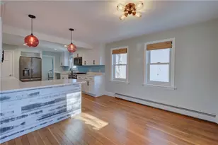 333 Greenwood Ave, Warwick, RI 02886 - Photo 11