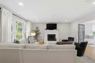 355 Larchwood Dr, Warwick, RI 02886 - Photo 21