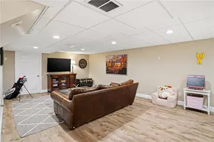 355 Larchwood Dr, Warwick, RI 02886 - Photo 41
