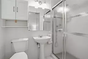 355 Larchwood Dr, Warwick, RI 02886 - Photo 35