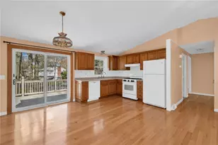 175 Monroe St, Warwick, RI 02888 - Photo 11