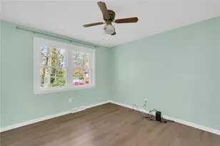 175 Monroe St, Warwick, RI 02888 - Photo 23