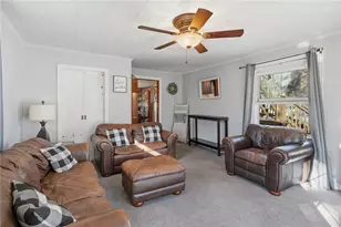 25 Pine Swamp Rd, Cumberland, RI 02864 - Photo 7