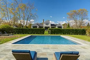 424 3rd Beach Rd, Middletown, RI 02842 - Photo 1