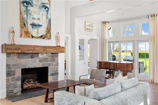 424 3rd Beach Rd, Middletown, RI 02842 - Photo 21