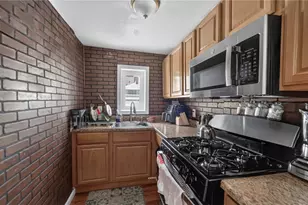 79 Chestnut Hill Ave, Cranston, RI 02920 - Photo 5
