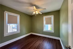 142 Carter Ave, Pawtucket, RI 02861 - Photo 19