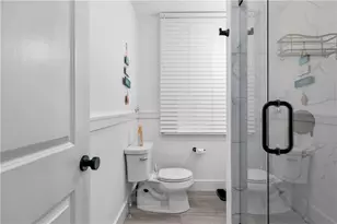 13 Sherman St, Newport, RI 02840 - Photo 11