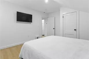 13 Sherman St, Newport, RI 02840 - Photo 33